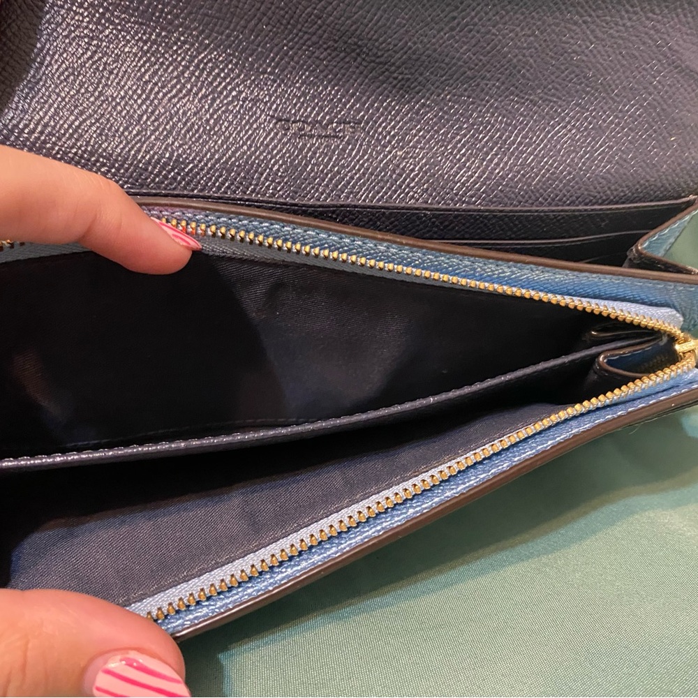 Coach New York Colorblock Crossgrain Leather Envelope Wallet Blue Gray - Picture 4 of 7